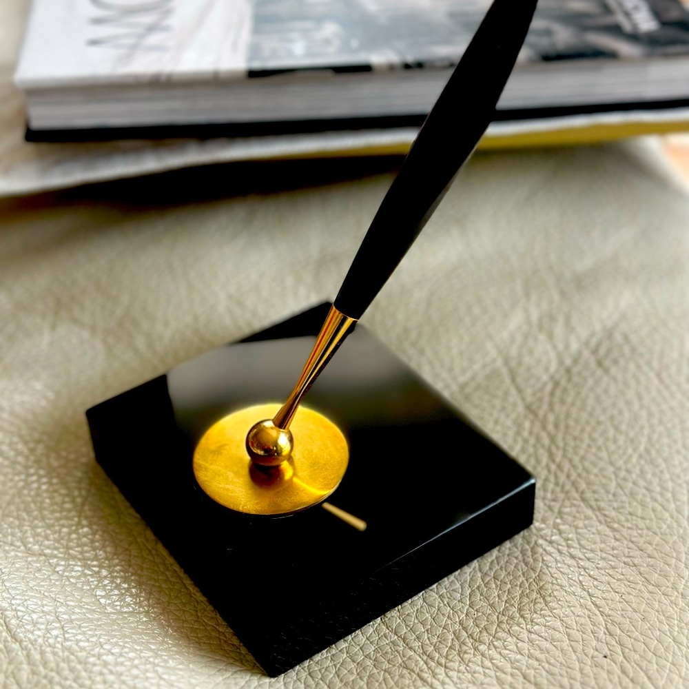 Vintage pen stand.